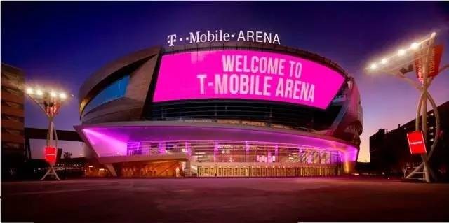 拉斯維加斯T-Mobile體育場外部梯形LED格柵屏